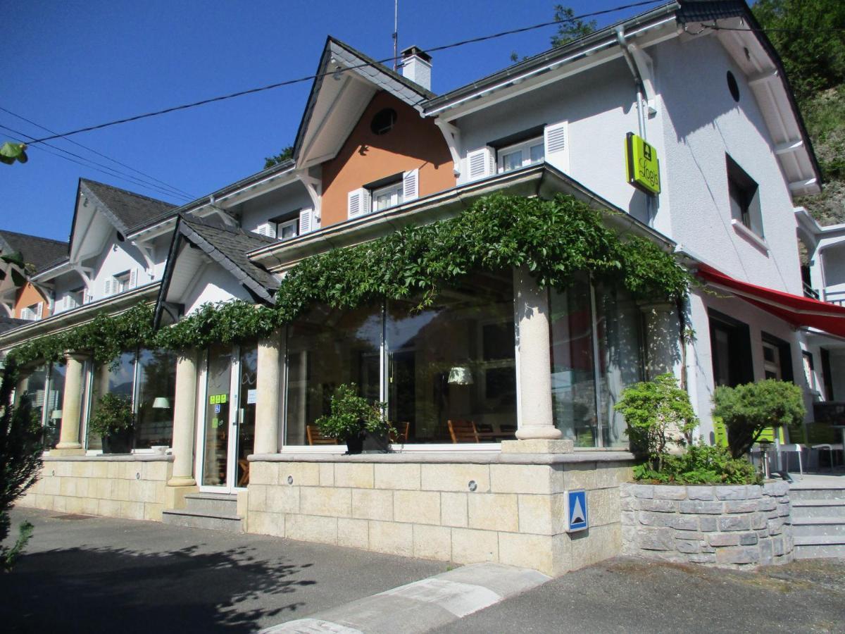 Logis L'Ayguelade Hotel Bielle Exterior photo